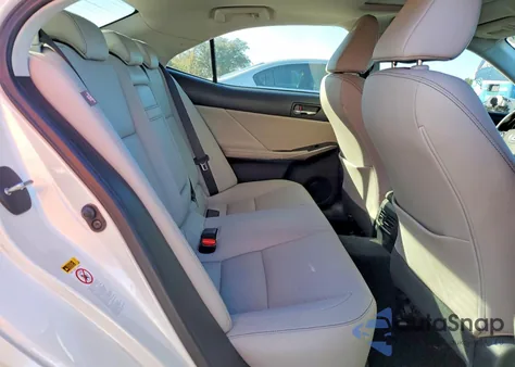 2016 Lexus Is 200T z USA, uszkodzony, nr VIN JTHBA1D22G5016168